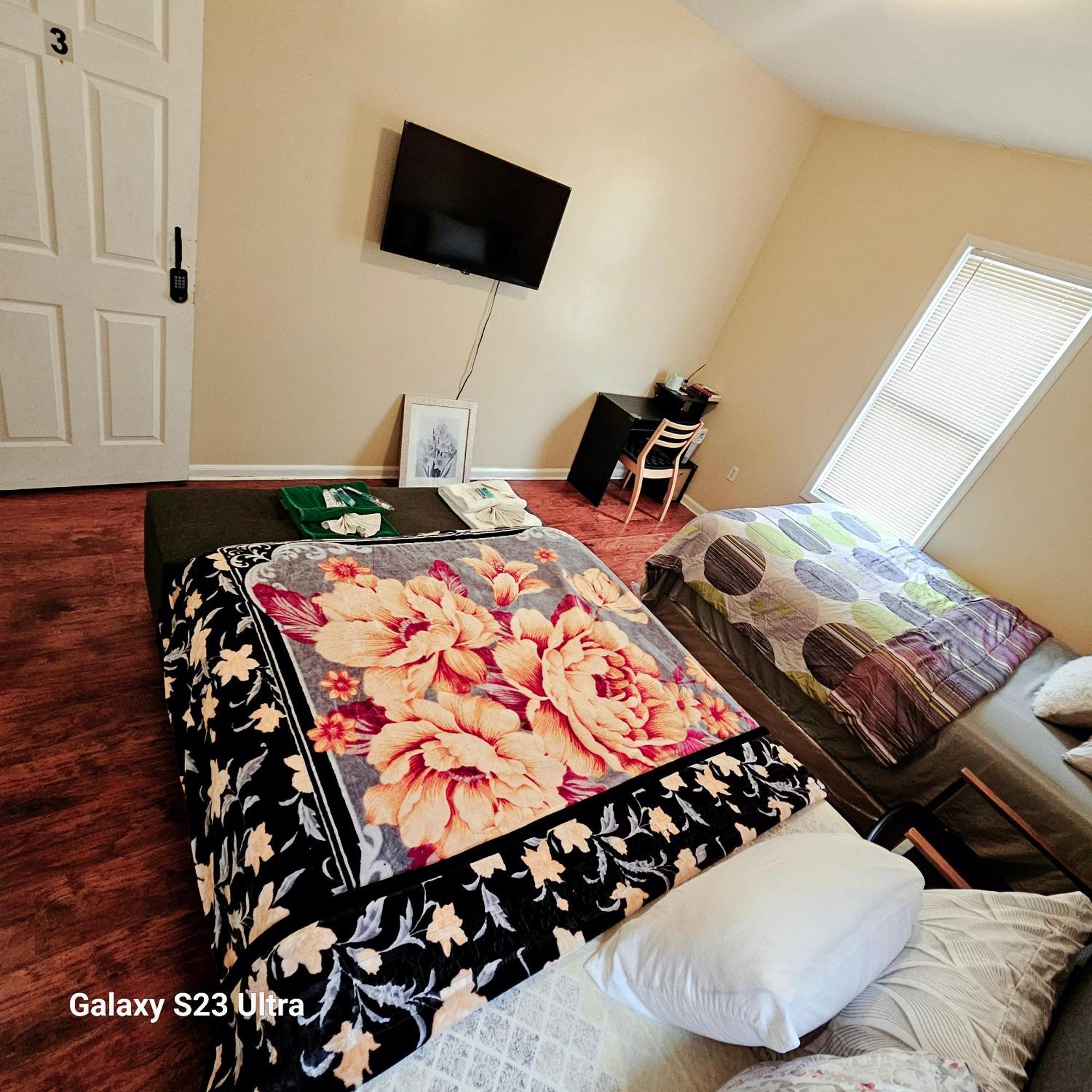 Divine Villa & Resorts Guest House - 283 Lehigh Ave Newark Zimmer foto